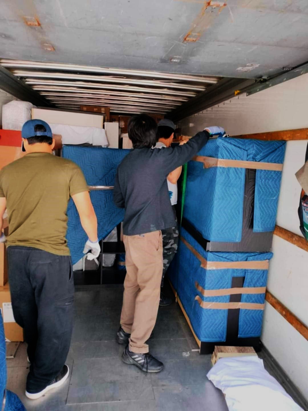 1Moving 4